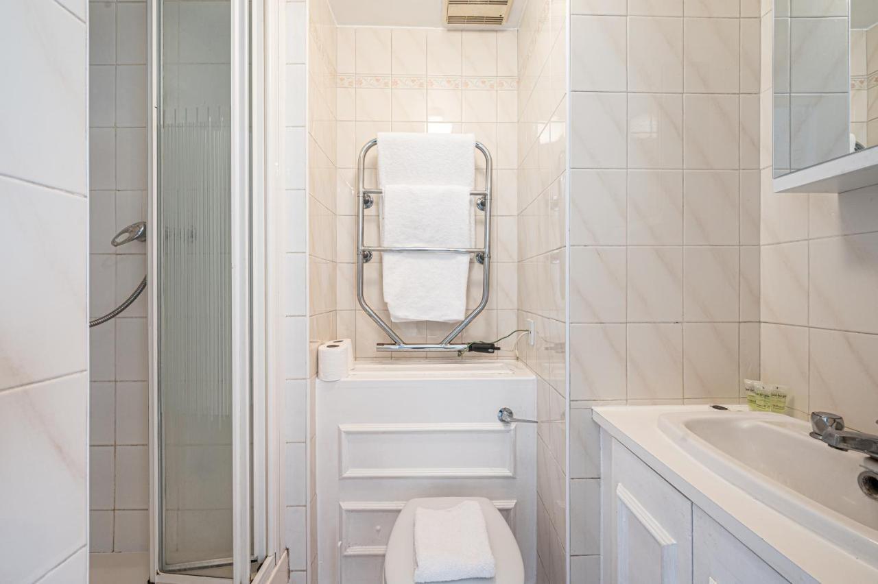 South Kensington Excellent Location Studio At Chelsea Cloister Hotel 런던 외부 사진